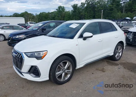 2019 Audi Q3 2.0T S Line Premium из США, поврежденный, VIN WA1DECF33K1083324